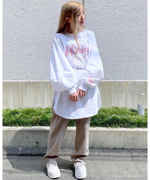 MILKFED.（ミルクフェド）の「VOLUME SLEEVE BIG TOP（Tシャツ/カットソー・レディース・ホワイト/ブラック/ベージュ・ONE SIZE）」の2枚目の写真