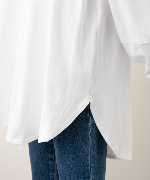 MILKFED.（ミルクフェド）の「VOLUME SLEEVE BIG TOP（Tシャツ/カットソー・レディース・ホワイト/ブラック/ベージュ・ONE SIZE）」の4枚目の写真