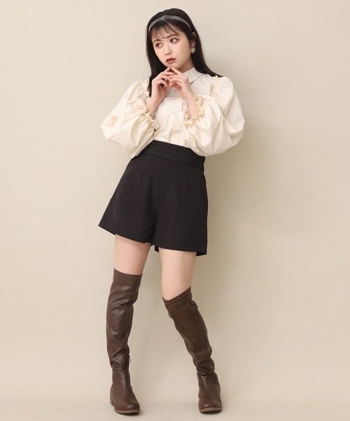 one after another NICE CLAUP（ワンアフターアナザーナイスクラップ）の「【WEB限定/大好評リバイバルアイテム】ボリュームスリーブ刺繍襟ブラウス（シャツ/ブラウス・レディース・ベージュ/オフホワイト/ブラック系その他/ブラウン系その他・FREE）」の8枚目の写真