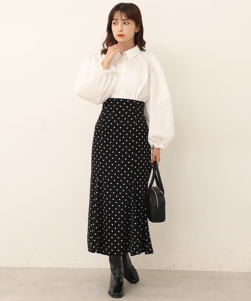 one after another NICE CLAUP（ワンアフターアナザーナイスクラップ）の「【WEB限定/大好評リバイバルアイテム】ボリュームスリーブ刺繍襟ブラウス（シャツ/ブラウス・レディース・ベージュ/オフホワイト/ブラック系その他/ブラウン系その他・FREE）」の18枚目の写真