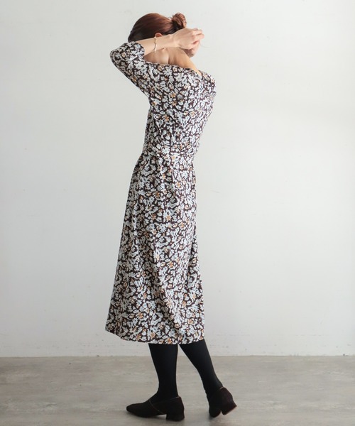 NOMBRE IMPAIR(ノンブルアンペール)の「ミドルフラワー ラグランワンピース(ワンピース・レディース・ブラック/ブラウン・FREE)」の6枚目の写真