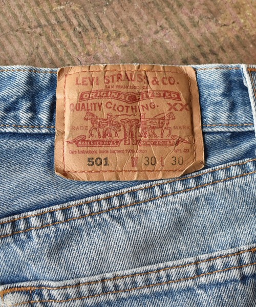Levi's（リーバイス）の「【ヴィンテージ古着】Levi's/リーバイス  "501" デニムパンツ（デニムパンツ・メンズ・ブルー・30 inch）」の5枚目の写真
