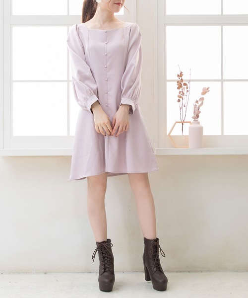 Newlyme（ニューリーミー）の「ペンタゴンネックＡラインワンピース（ワンピース・レディース・ブルーグレー/ブラック系その他/ブラック/グレー系その他/ブラウン/ブラウン系その他・MEDIUM/LARGE）」の3枚目の写真