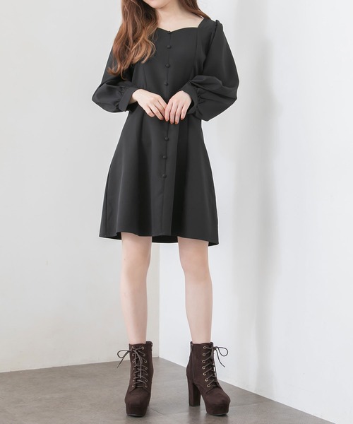 Newlyme（ニューリーミー）の「ペンタゴンネックＡラインワンピース（ワンピース・レディース・ブルーグレー/ブラック系その他/ブラック/グレー系その他/ブラウン/ブラウン系その他・MEDIUM/LARGE）」の2枚目の写真