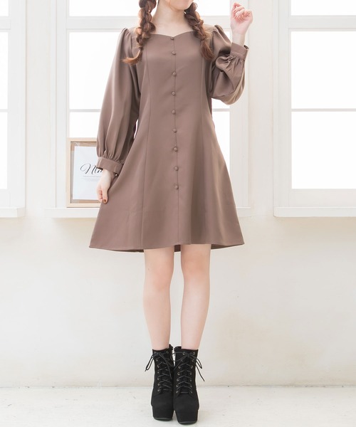 Newlyme（ニューリーミー）の「ペンタゴンネックＡラインワンピース（ワンピース・レディース・ブルーグレー/ブラック系その他/ブラック/グレー系その他/ブラウン/ブラウン系その他・MEDIUM/LARGE）」の20枚目の写真