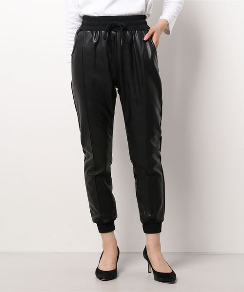 Jines（ジネス）の「フェイクレザー・ジョガーパンツ（その他パンツ・レディース・ブラック・38）」の7枚目の写真