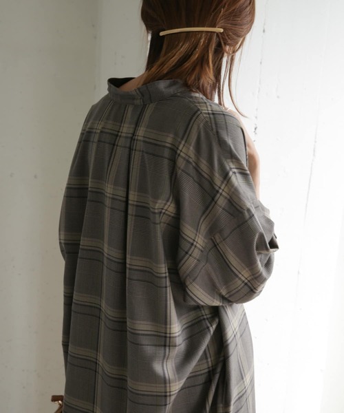 URBAN RESEARCH DOORS（アーバンリサーチドアーズ）の「TRチェックシャツワンピース（ワンピース・レディース・カーキ/ベージュ・1/0）」の14枚目の写真