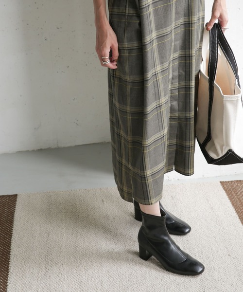 URBAN RESEARCH DOORS（アーバンリサーチドアーズ）の「TRチェックシャツワンピース（ワンピース・レディース・カーキ/ベージュ・1/0）」の6枚目の写真