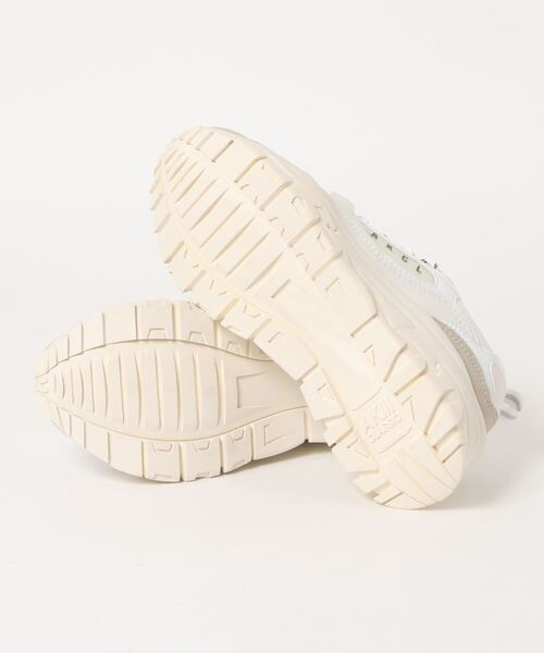 AKIII CLASSIC（アキクラシック）の「AKIII URBAN TRACKER（スニーカー・レディース・ホワイト/アイボリー・24/24.5/23/23.5）」の3枚目の写真