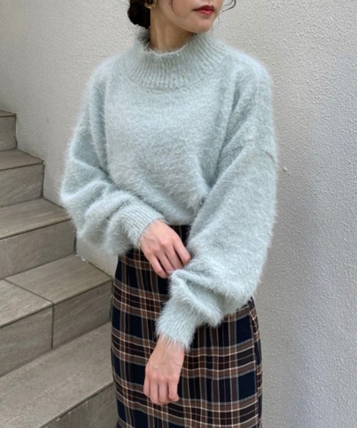 one after another NICE CLAUP(ワンアフターアナザーナイスクラップ)の「ふわふわ柔らかい着心地。ハイネックフェザーニット(ニット/セーター・レディース・アイボリー/チャコールグレー/ミント/ライトピンク・FREE)」の1枚目の写真