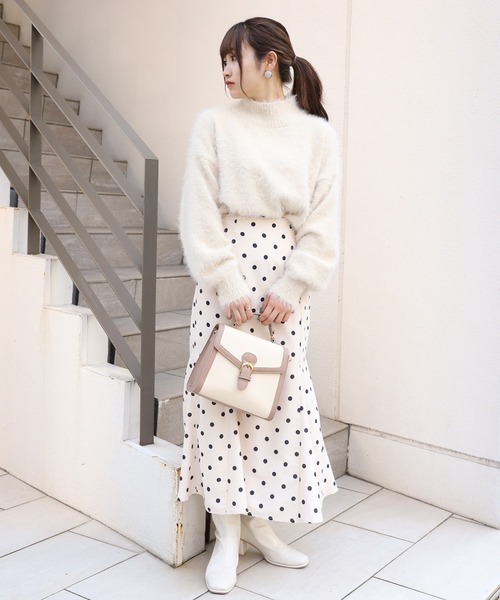 one after another NICE CLAUP(ワンアフターアナザーナイスクラップ)の「ふわふわ柔らかい着心地。ハイネックフェザーニット(ニット/セーター・レディース・アイボリー/チャコールグレー/ミント/ライトピンク・FREE)」の18枚目の写真