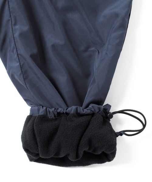 GLAZOS（グラソス）の「[ワイドテーパード]タフタ裏フリース・カーゴパンツ（カーゴパンツ・キッズ・ブラック/ネイビー/カーキ・130cm/140cm/150cm/160cm/170cm）」の5枚目の写真
