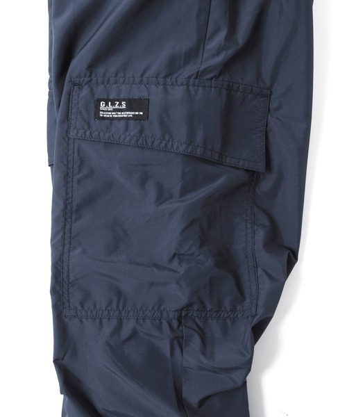 GLAZOS（グラソス）の「[ワイドテーパード]タフタ裏フリース・カーゴパンツ（カーゴパンツ・キッズ・ブラック/ネイビー/カーキ・130cm/140cm/150cm/160cm/170cm）」の9枚目の写真