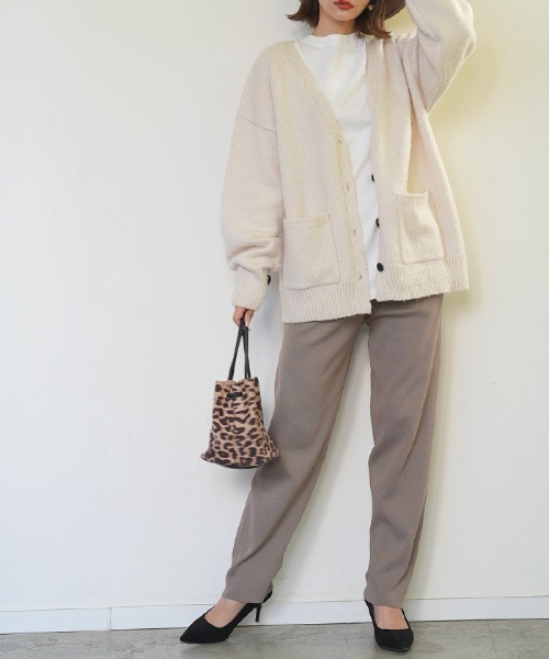 Futier land（フューティアランド）の「ウエストタックニットパンツ（その他パンツ・レディース・グレイッシュベージュ/チャコールグレー/ブラック/グリーン・FREE）」の22枚目の写真