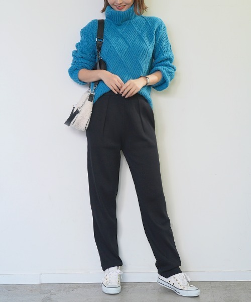 Futier land（フューティアランド）の「ウエストタックニットパンツ（その他パンツ・レディース・グレイッシュベージュ/チャコールグレー/ブラック/グリーン・FREE）」の16枚目の写真