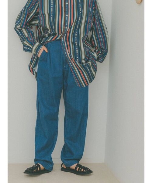 Ungrid(アングリッド)の「ハイウエストデニムルーズパンツ(その他パンツ・レディース・ブルー・SMALL/MEDIUM)」の9枚目の写真