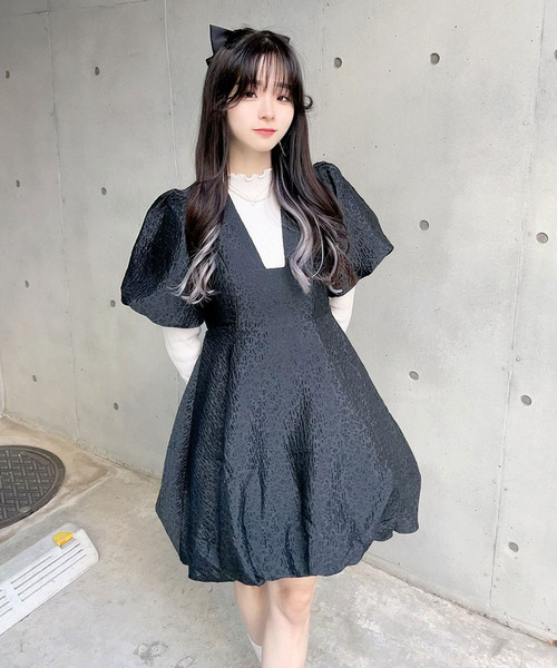 titty＆Co. PETIT by poyo（ティティーアンドコープティバイポヨ）の「【ファッションインフルエンサーPOYO×titty&Co.PETIT 】フクレジャガードバルーンワンピース（ワンピース・レディース・ブラック・SMALL/MEDIUM）」の3枚目の写真