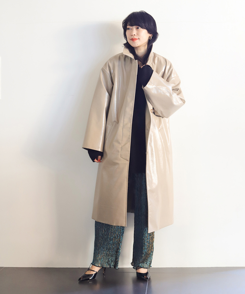 CITYSHOP(シティーショップ)の「FAUX LEATHER コート(ステンカラーコート・レディース・ベージュ/サックスブルー・38/36)」の7枚目の写真