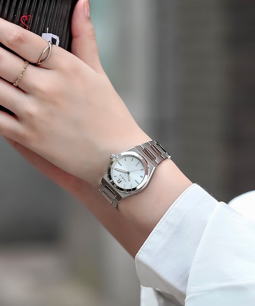 FURLA（フルラ）の「FURLA TEMPO PAIR  アナログ腕時計 WW00020010L1 レディース（アナログ腕時計・レディース・シルバー・FREE）」の6枚目の写真