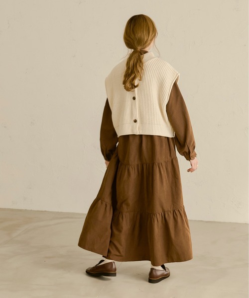 Ambre Neige(アンブルネージュ)の「2WAYケーブルニットベスト/【WEB/EC限定商品】(ベスト・レディース・アイボリー/モカ・FREE)」の12枚目の写真