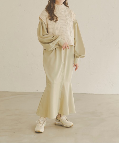 Ambre Neige(アンブルネージュ)の「2WAYケーブルニットベスト/【WEB/EC限定商品】(ベスト・レディース・アイボリー/モカ・FREE)」の20枚目の写真