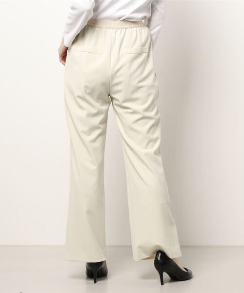 qualite(カリテ)の「サイドスリットスリムイージーパンツ(その他パンツ・レディース・ブラック/ベージュ・38/40/36)」の22枚目の写真