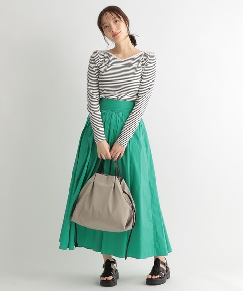 Andemiu（アンデミュウ）の「テレコボーダーＶネックＬＳ272902（Tシャツ/カットソー・レディース・ホワイト/ブラック/ブラウン・FREE）」の15枚目の写真