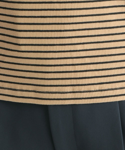 Andemiu（アンデミュウ）の「テレコボーダーＶネックＬＳ272902（Tシャツ/カットソー・レディース・ホワイト/ブラック/ブラウン・FREE）」の8枚目の写真