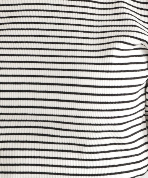 Andemiu（アンデミュウ）の「テレコボーダーＶネックＬＳ272902（Tシャツ/カットソー・レディース・ホワイト/ブラック/ブラウン・FREE）」の17枚目の写真