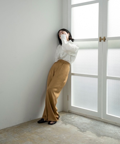 lawgy(ラウジー)の「straight dull color pants(その他パンツ・レディース・ブラウン/ブルー系/イエロー系・FREE)」の18枚目の写真