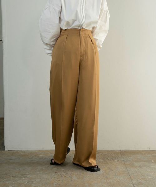lawgy(ラウジー)の「straight dull color pants(その他パンツ・レディース・ブラウン/ブルー系/イエロー系・FREE)」の15枚目の写真