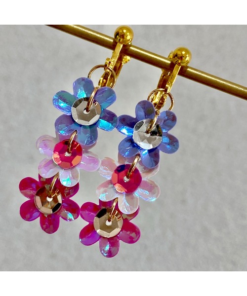 tone（トーン）の「【LoveAmooN】 flower flower flower(MA)（イヤリング・レディース・ホワイト/パープル/ピンク/その他・FREE）」の5枚目の写真