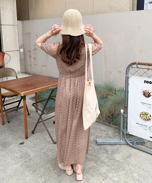 archives（アルシーヴ）の「刺繍切替ワンピース（ワンピース）」 - WEAR