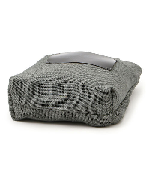 AVIREX（アヴィレックス）の「【直営店限定】MESH VERTICAL BAG/ メッシュバーチカルバッグ（トートバッグ・レディース・チャコール/ナチュラル/イエロー・FREE）」の5枚目の写真