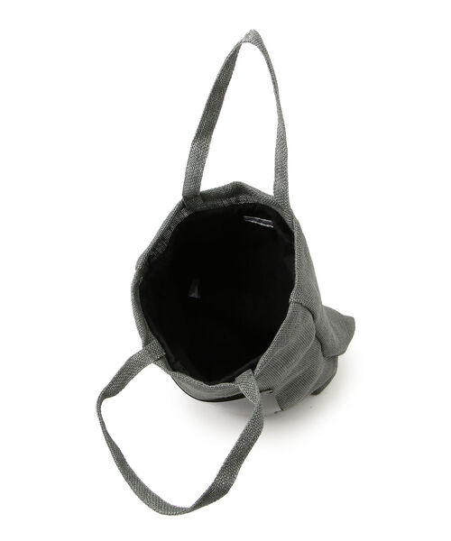 AVIREX（アヴィレックス）の「【直営店限定】MESH VERTICAL BAG/ メッシュバーチカルバッグ（トートバッグ・レディース・チャコール/ナチュラル/イエロー・FREE）」の7枚目の写真