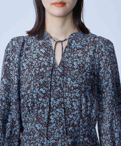 ROPE'（ロペ）の「レーヨンライクポリフラワープリントワンピース（ワンピース・レディース・ブラウン/ブラック・38/36）」の11枚目の写真