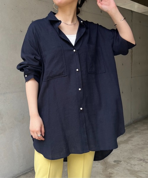 prose verse（プロズヴェール）の「リネン混パール釦オーバーサイズシャツ（シャツ/ブラウス・レディース・オフホワイト/グリーン/ブルー/ネイビー/ピンク・MEDIUM）」の4枚目の写真