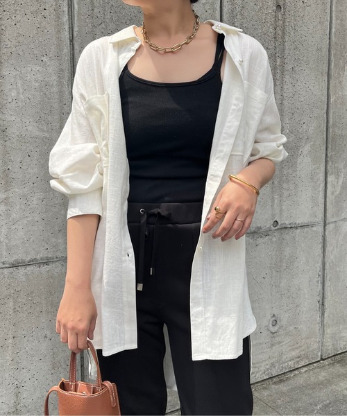 prose verse（プロズヴェール）の「リネン混パール釦オーバーサイズシャツ（シャツ/ブラウス・レディース・オフホワイト/グリーン/ブルー/ネイビー/ピンク・MEDIUM）」の2枚目の写真