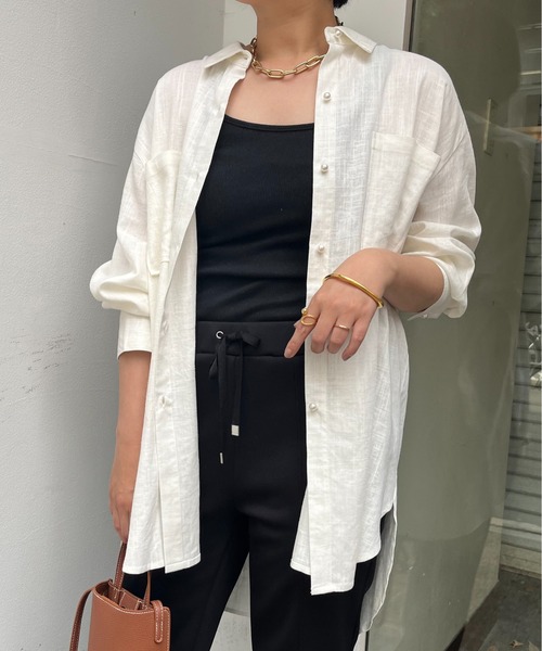 prose verse（プロズヴェール）の「リネン混パール釦オーバーサイズシャツ（シャツ/ブラウス・レディース・オフホワイト/グリーン/ブルー/ネイビー/ピンク・MEDIUM）」の17枚目の写真