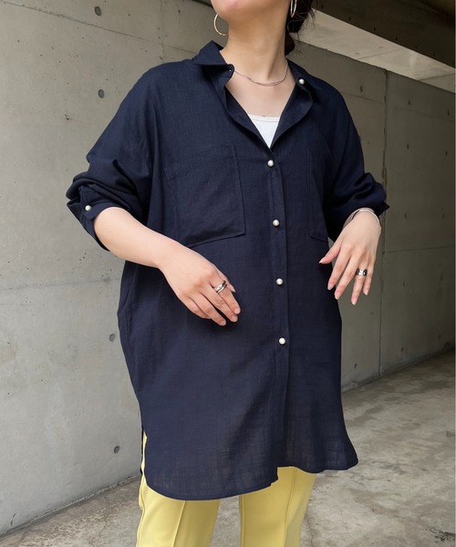 prose verse（プロズヴェール）の「リネン混パール釦オーバーサイズシャツ（シャツ/ブラウス・レディース・オフホワイト/グリーン/ブルー/ネイビー/ピンク・MEDIUM）」の8枚目の写真