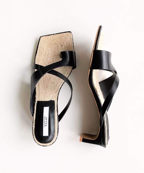 Q（キュー）の「ジュートトングサンダル（サンダル・レディース・ブラック/ラベンダー・23/24）」の4枚目の写真