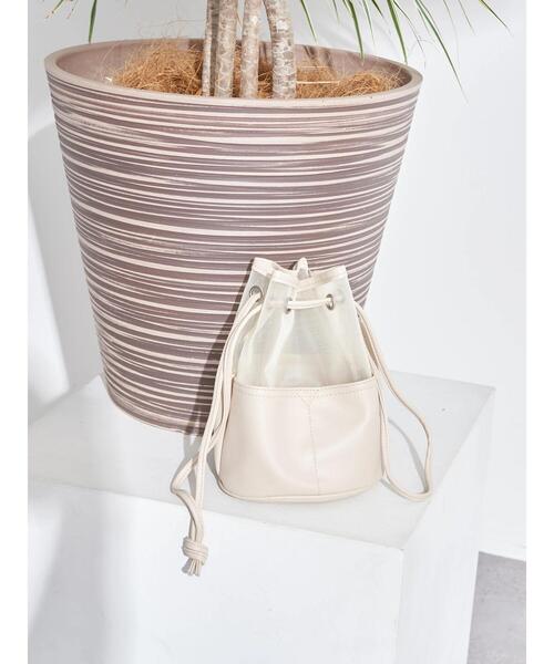 earth music&ecology（アースミュージックアンドエコロジー）の「メッシュ巾着バッグ（トートバッグ・レディース・アイボリー/ブラウン・FREE）」の17枚目の写真