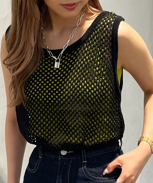 apres jour mignon（アプレジュールミニョン）の「メッシュニットタンク【ZOZOTOWN限定アイテム】（タンクトップ・レディース・ブラック/オフホワイト/ピンク/オレンジ・X-LARGE/フリー）」の3枚目の写真