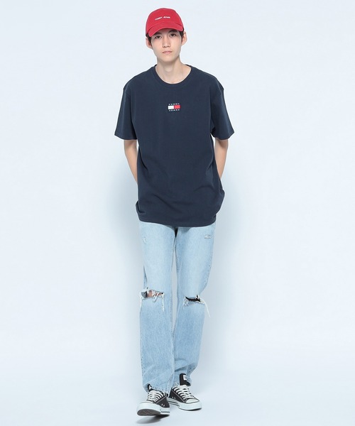 tommy jeans(トミー ジーンズ)の「バッジロゴTシャツ(Tシャツ/カットソー・メンズ・ホワイト/ネイビー/レッド/ブラック・SMALL/MEDIUM/LARGE/X-LARGE)」の7枚目の写真