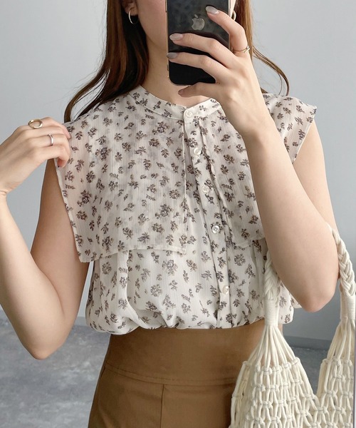 mysty woman（ミスティウーマン）の「【無地＆花柄】レイヤーカラーノスリシャツ 297703（シャツ/ブラウス・レディース・ブラック/パープル/オフホワイト/アイボリー・FREE）」の6枚目の写真