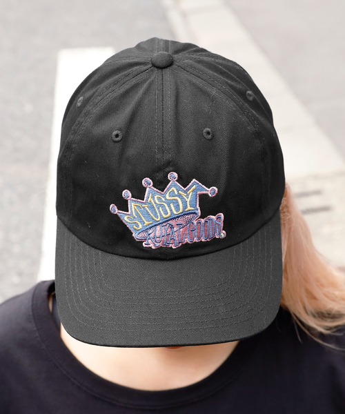 STUSSY（ステューシー）の「STUSSY/ステューシー ROYAL GOODS LOW PRO CAP ロゴキャップ（キャップ・メンズ・ブラック/ネイビー/バーガンディー・FREE）」の2枚目の写真