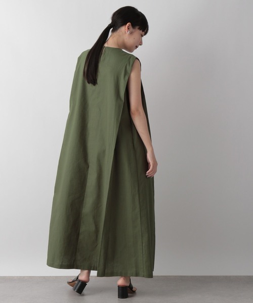 LOWRYS FARM（ローリーズファーム）の「ソデタックノースリーブワンピース　349135（ワンピース・レディース・ブラック/グリーン/アイボリー/ブルー・FREE）」の18枚目の写真