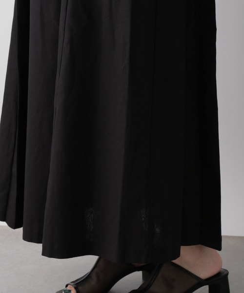 LOWRYS FARM（ローリーズファーム）の「ソデタックノースリーブ