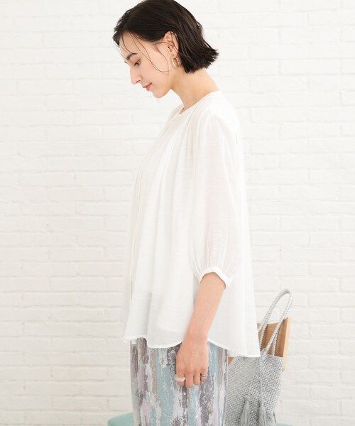 SHOO・LA・RUE（シューラルー）の「◆スラブバンドカラーシャツ（シャツ/ブラウス・レディース・ブラック/ダークグリーン/オフホワイト/マスタード・00）」の7枚目の写真