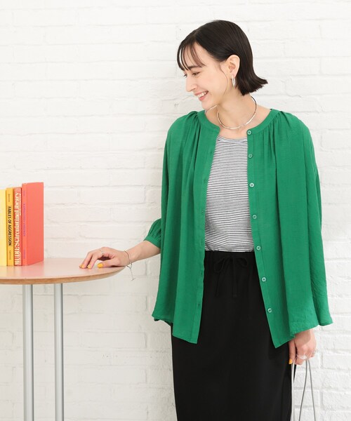 SHOO・LA・RUE（シューラルー）の「◆スラブバンドカラーシャツ（シャツ/ブラウス・レディース・ブラック/ダークグリーン/オフホワイト/マスタード・00）」の20枚目の写真